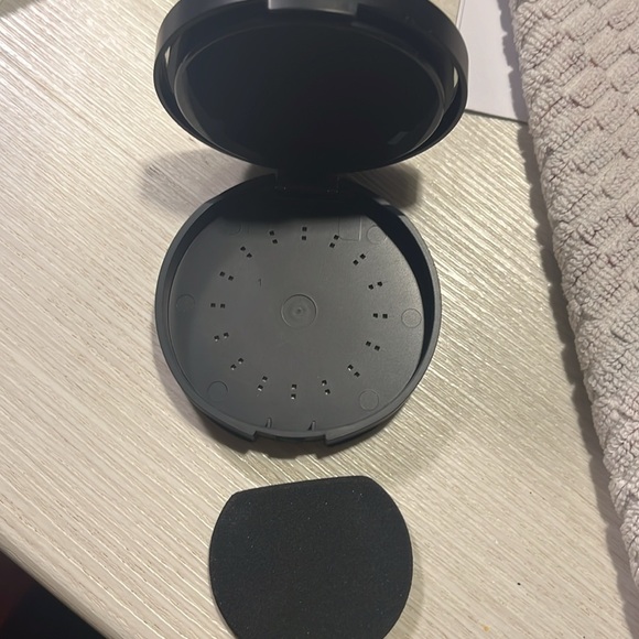 Bare minerals barroom 16 hr  skin-perfecting foundation  light 22 cool - Picture 5 of 5